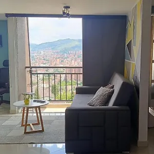 Con Vistas A La Ciudad Medellín